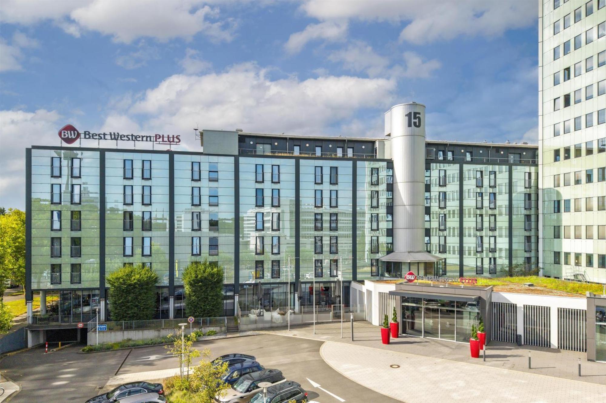 2 Smart Business Hotels Near RheinEnergieStadion Worth Booking
