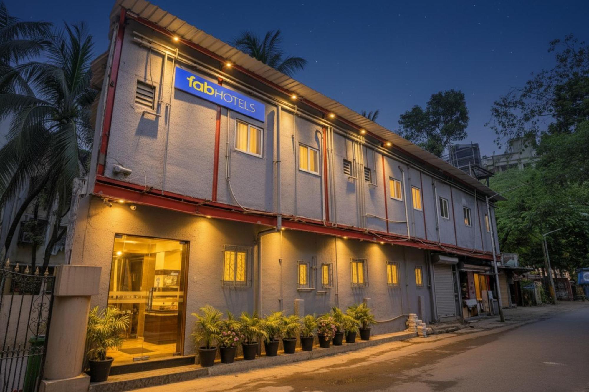12 FabHotels in Andheri That Cover Every Corner of the District