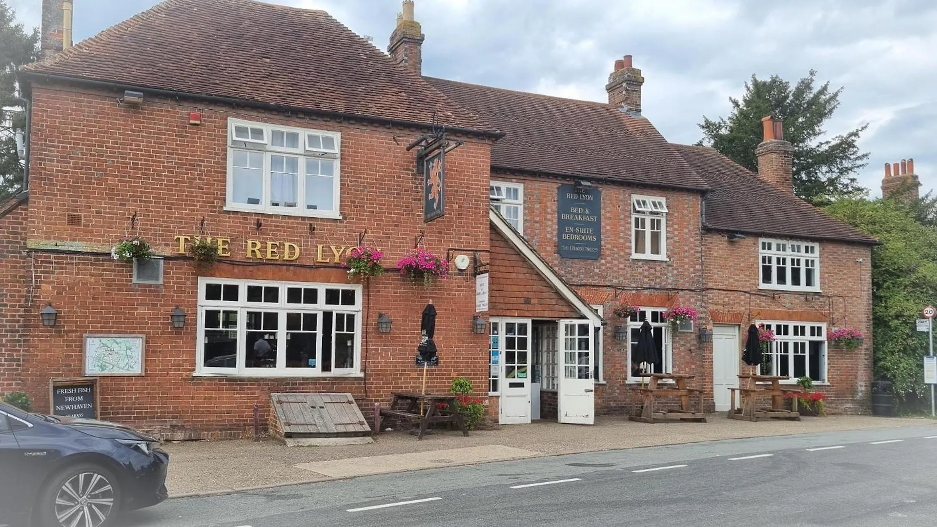 Where to Stay in West Sussex: 4 Best Hotels for Couples