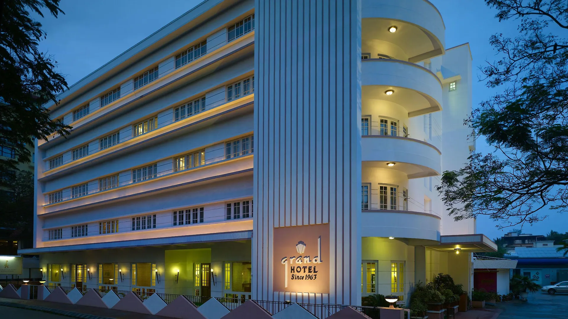 Where to Stay in Ernakulam: 15 Best Business Hotels