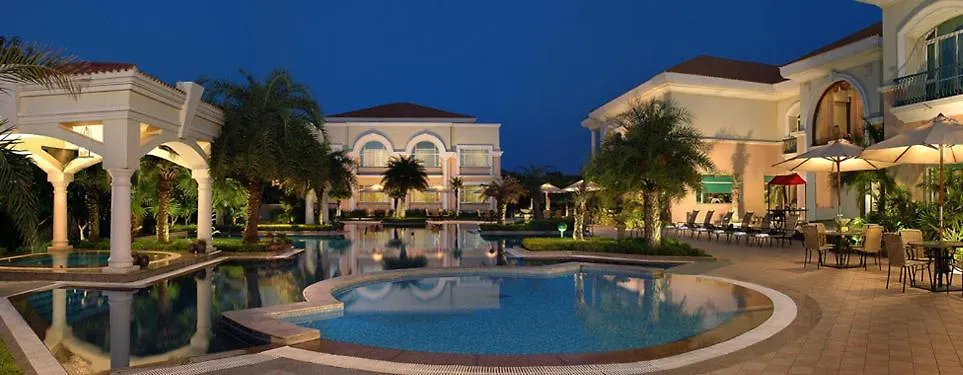 7 Smart Family-Friendly Hotels Near MGF Metropolitan Mall