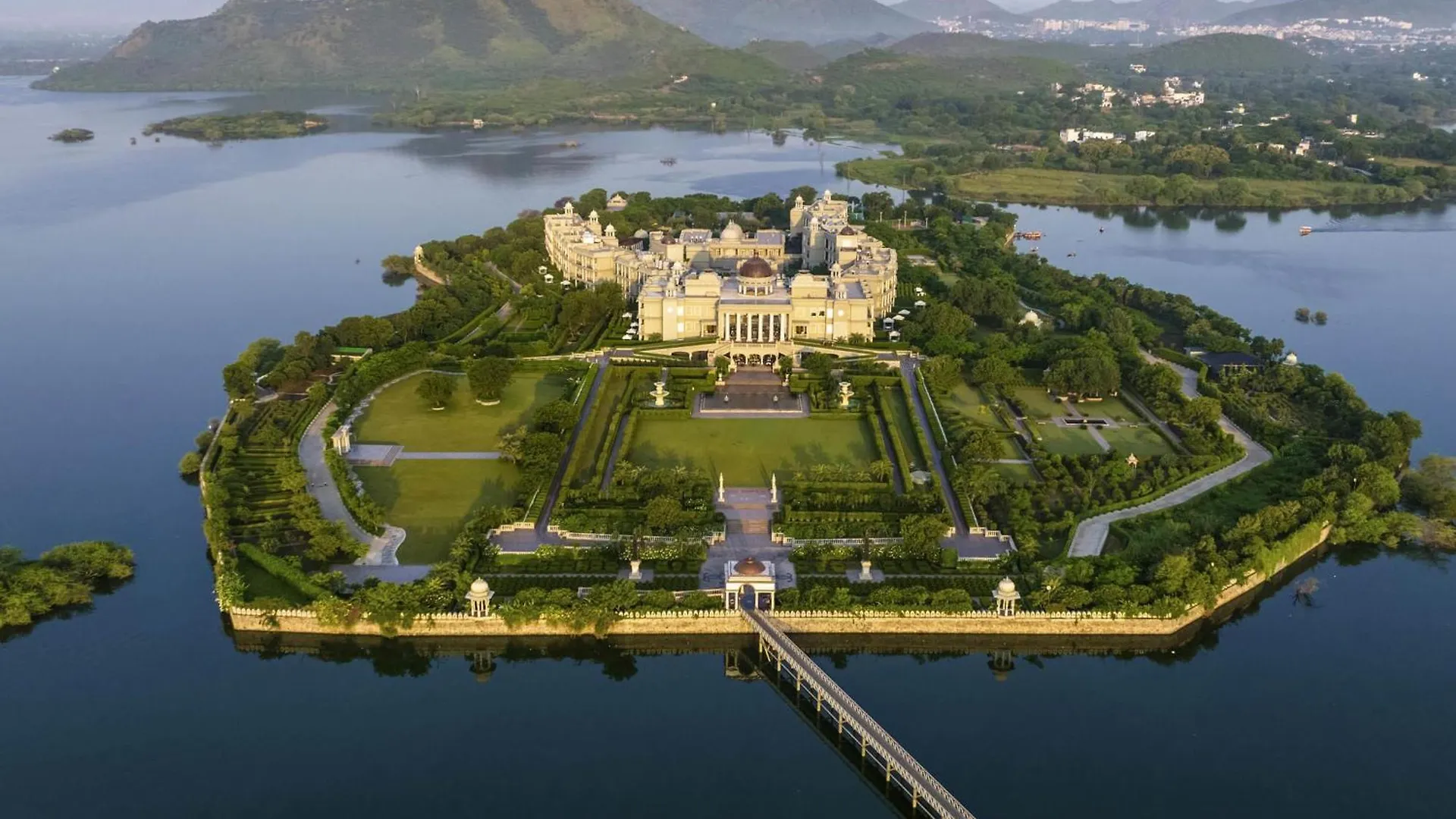 14 Best Airport Hotels in India Worth Booking