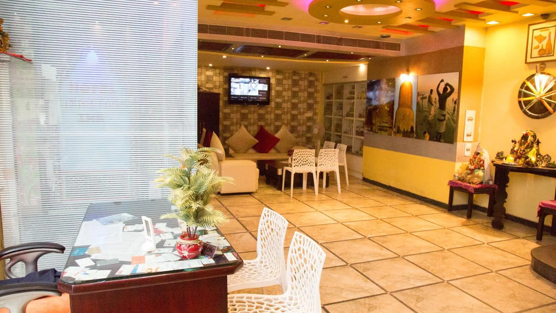 7 Family-Friendly Hotels Close to Kedar Ghat, Varanasi