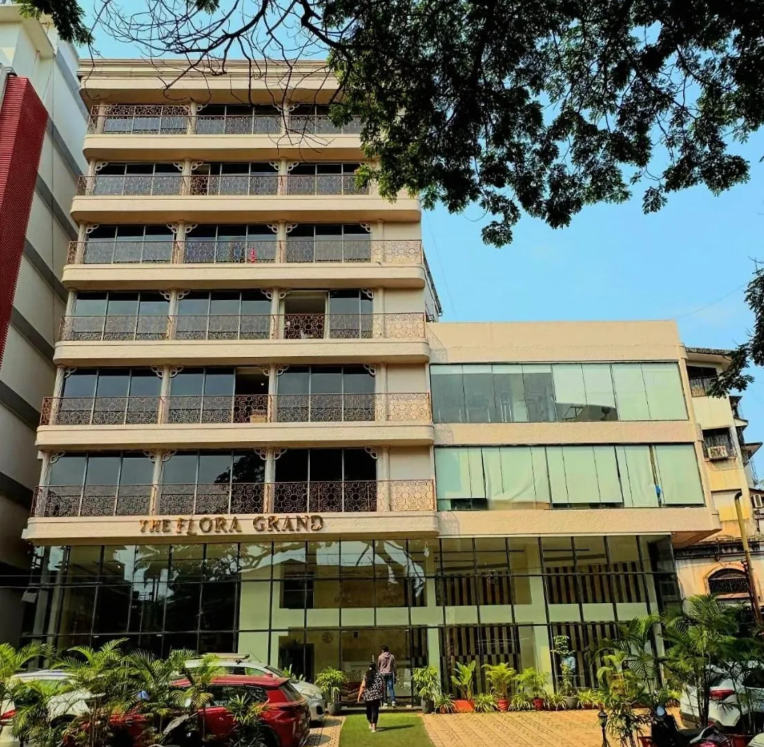 4 Beach Hotels Near Indian Naval Aviation Museum Worth Booking