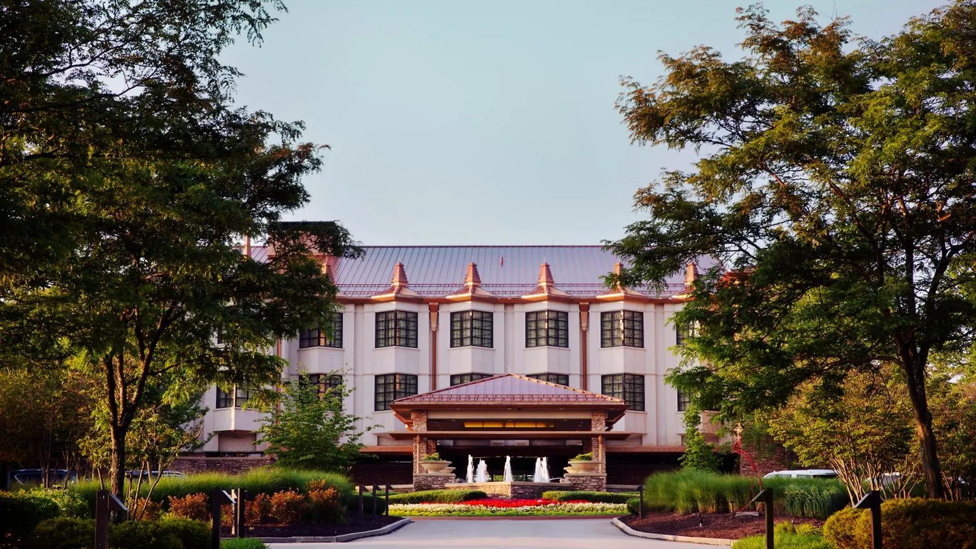 8 Smart Luxury Hotels In Pennsylvania Worth Booking