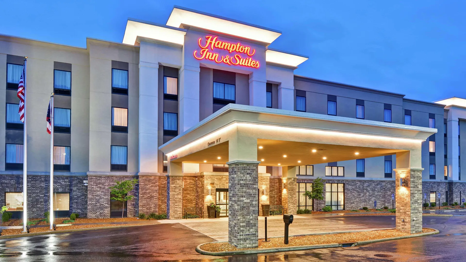 Where to Stay in the Midwest: 15 Best 3-Star Hotels