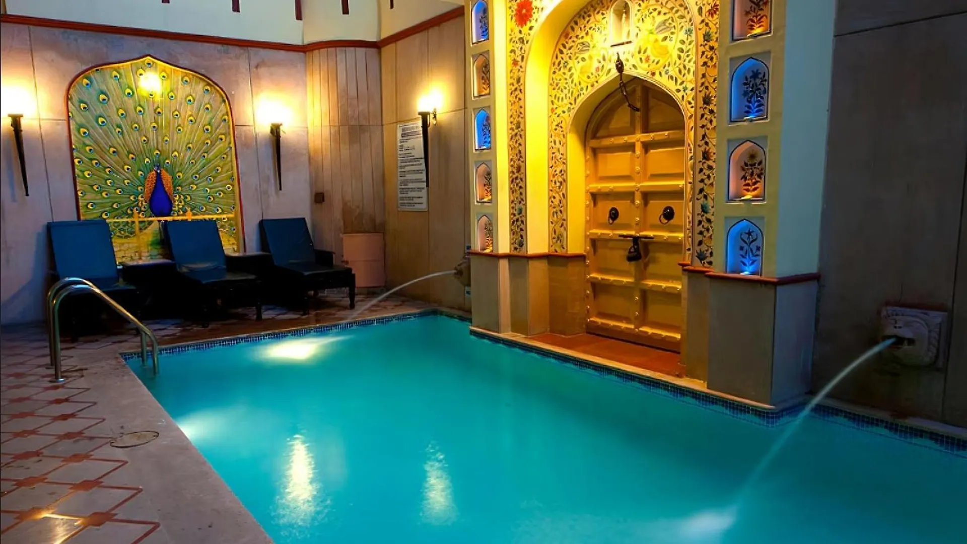 Staying In Bani Park: 5 Romantic Hotels Compared