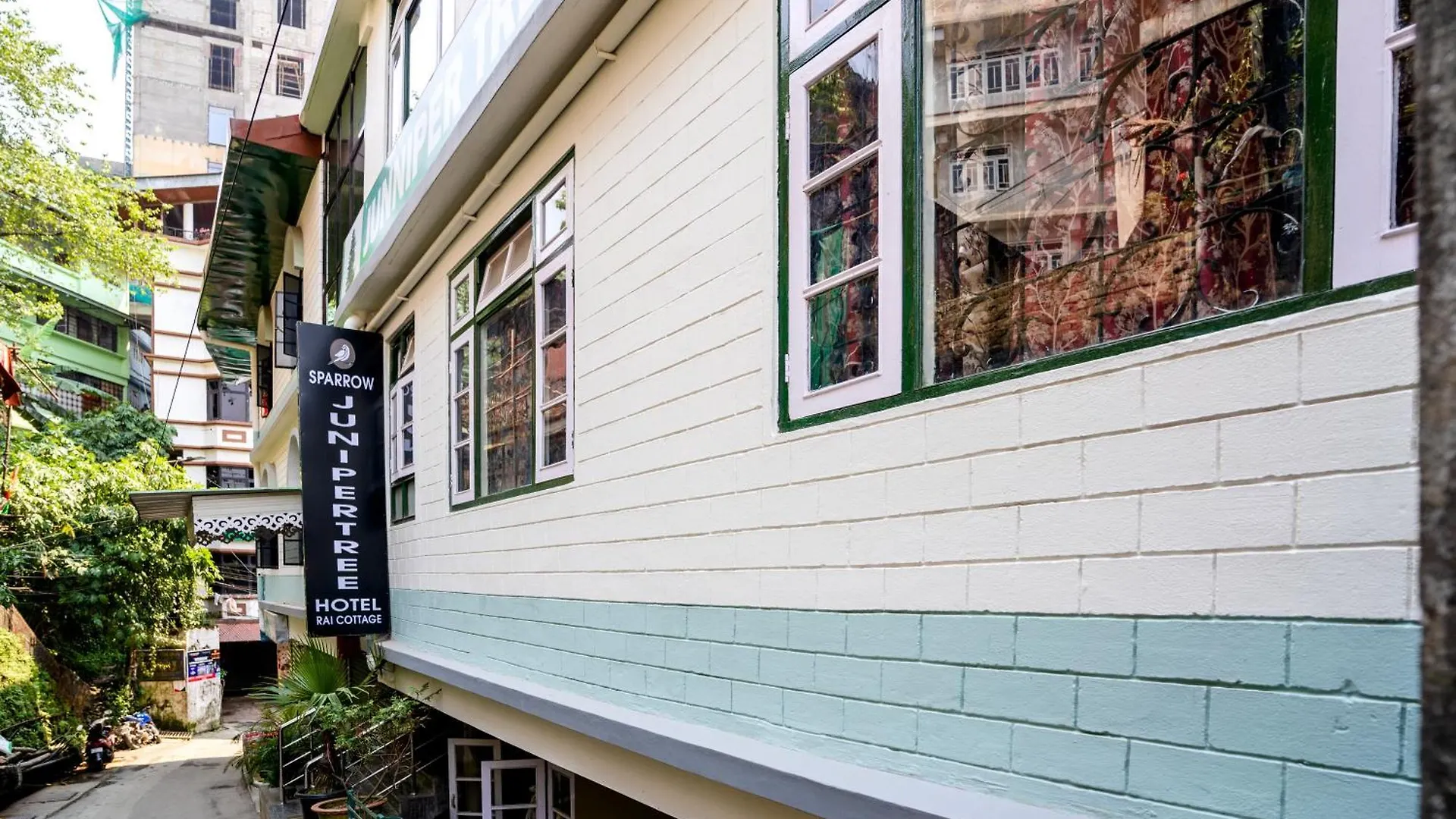 4 Family-Friendly Hotels Near Namgyal Institute of Tibetology Worth Booking