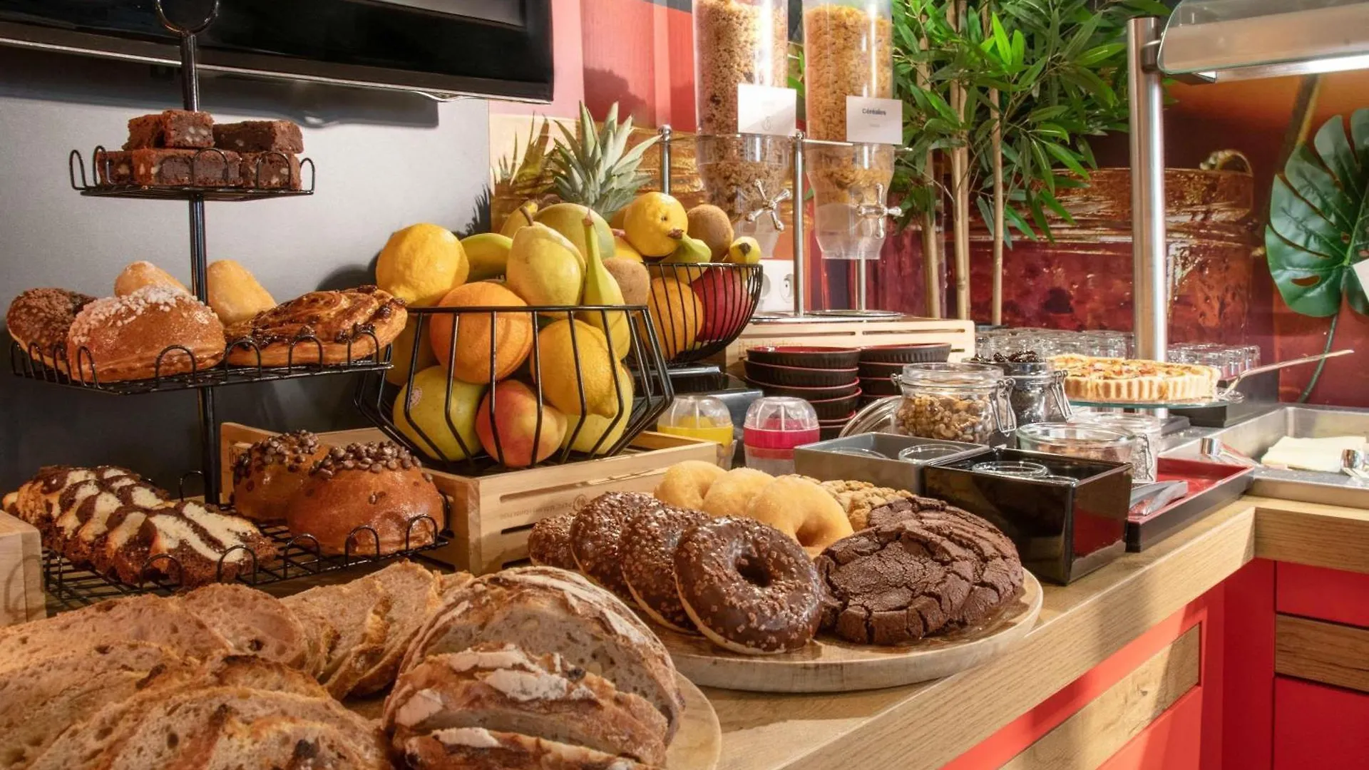 13 Central Cannes City-Centre Hotels Worth Booking