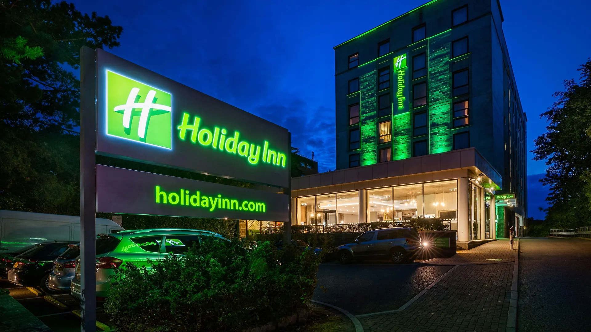 Where to Stay in Bournemouth City Centre: 4 Best Family Hotels