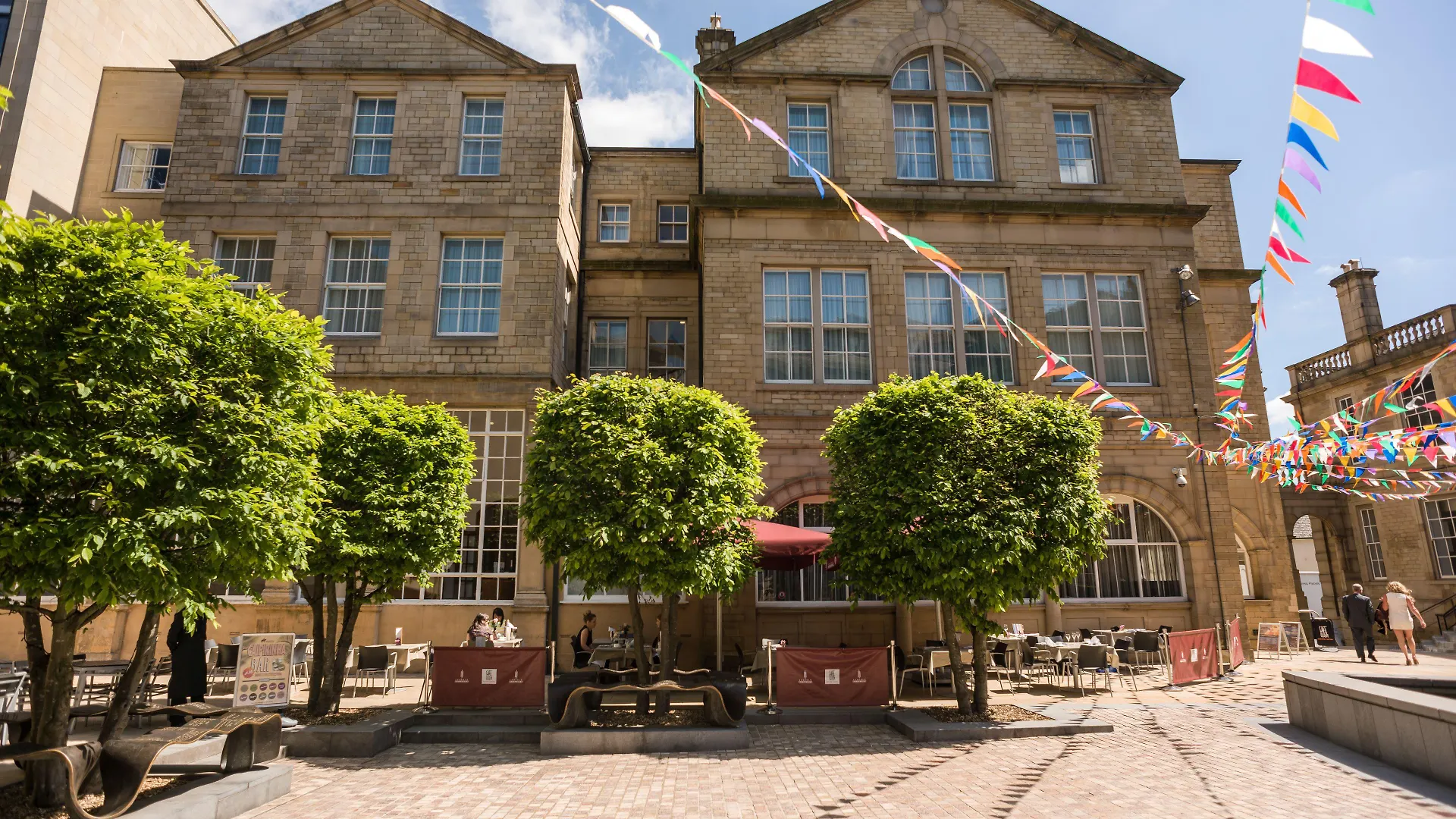 4 Top-Rated Design Hotels in Sheffield City Centre