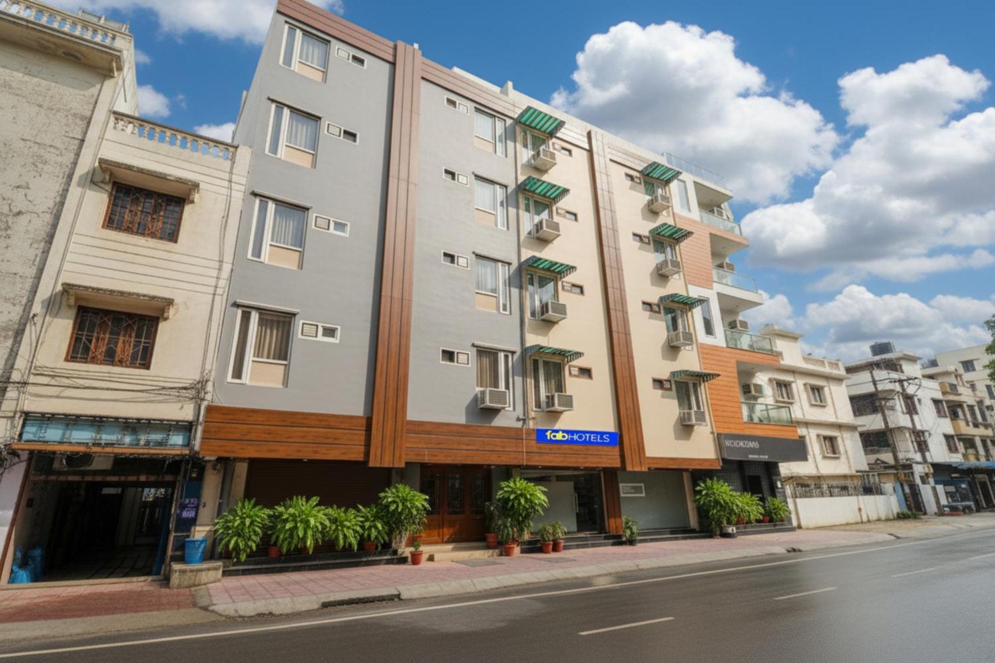 Where to Stay Near Ambience Mall: 15 Best Airport Hotels