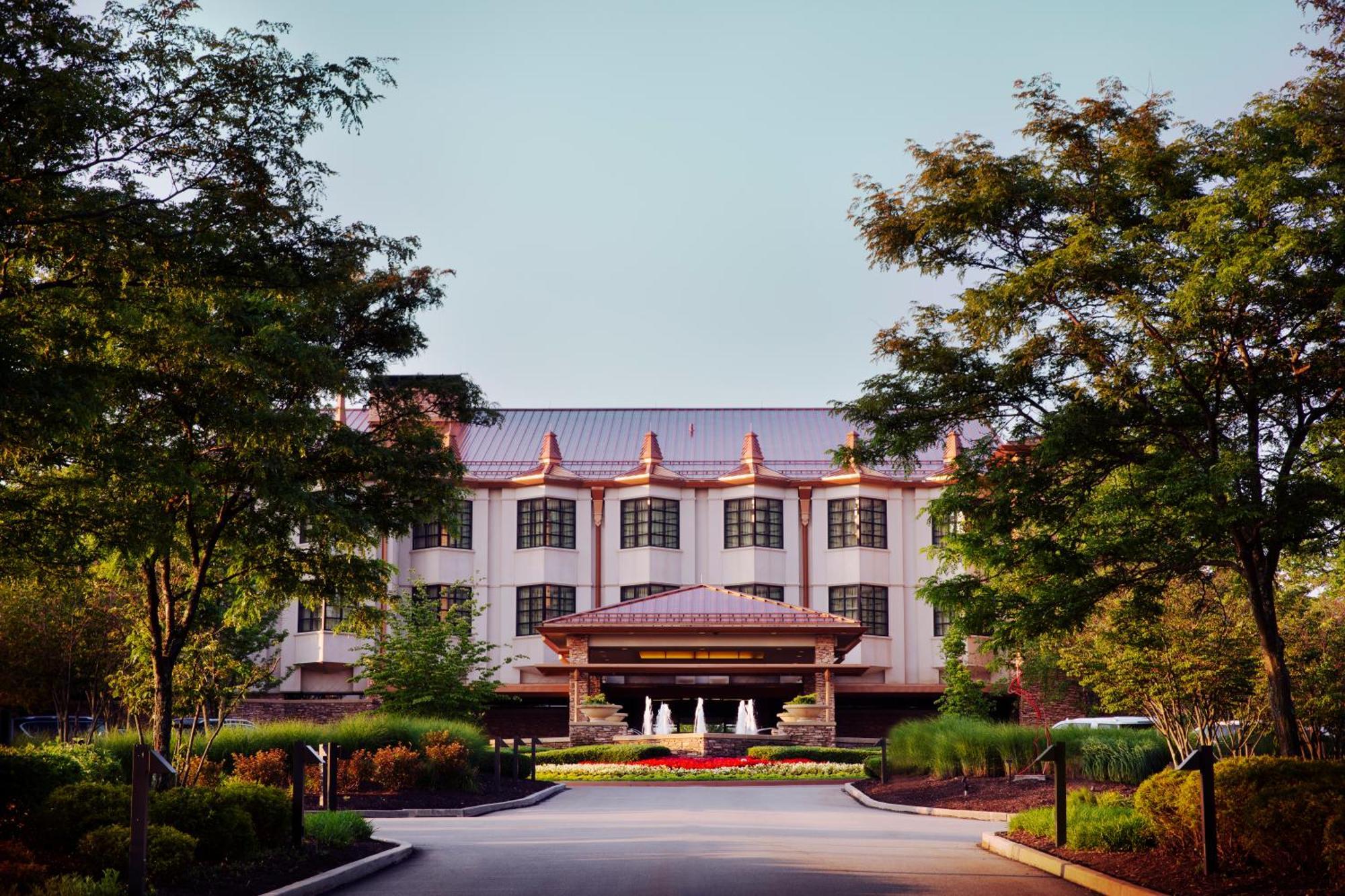 8 Smart Luxury Hotels In Pennsylvania Worth Booking