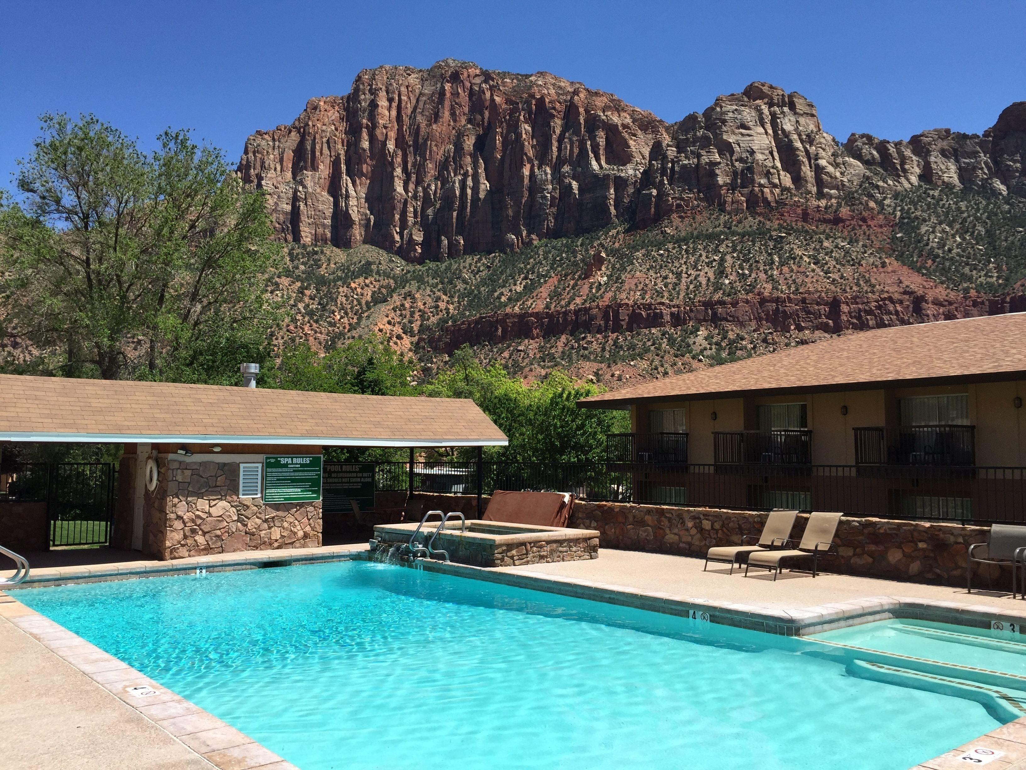15 Romantic Hotels in the United States Worth Booking Now