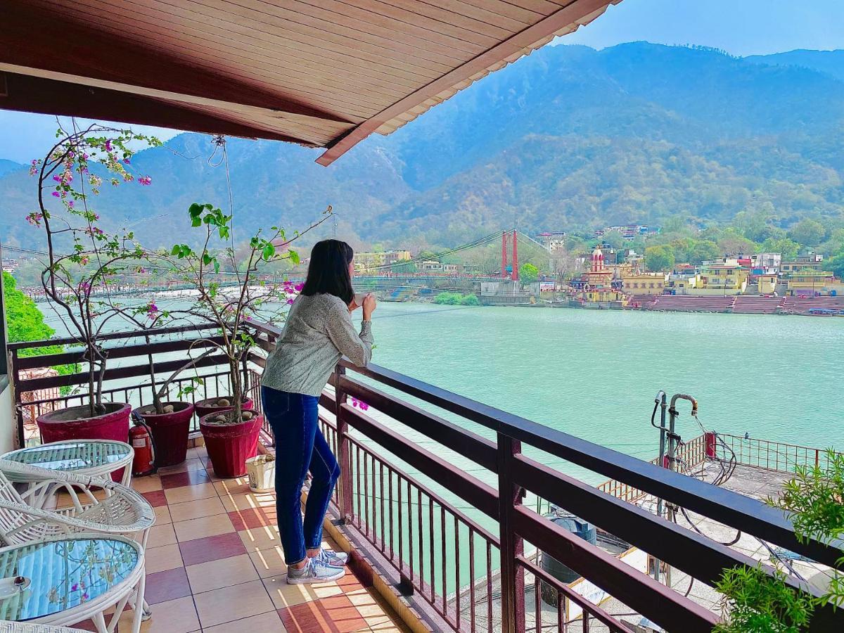 Staying Near River Rafting Rishikesh: 6 Spa Hotels Compared