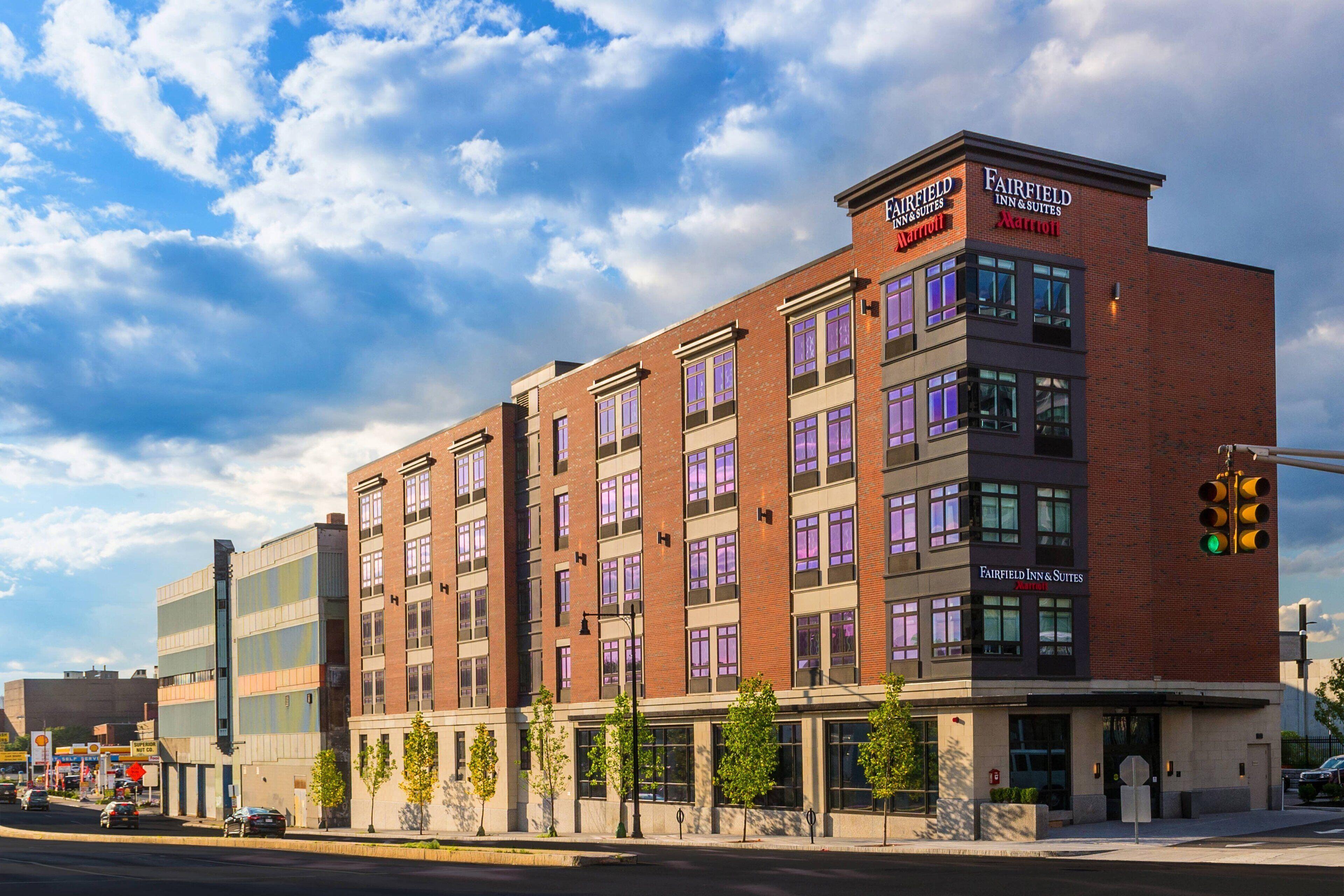 Where to Stay Near Boston Children's Museum: 5 Business Hotels