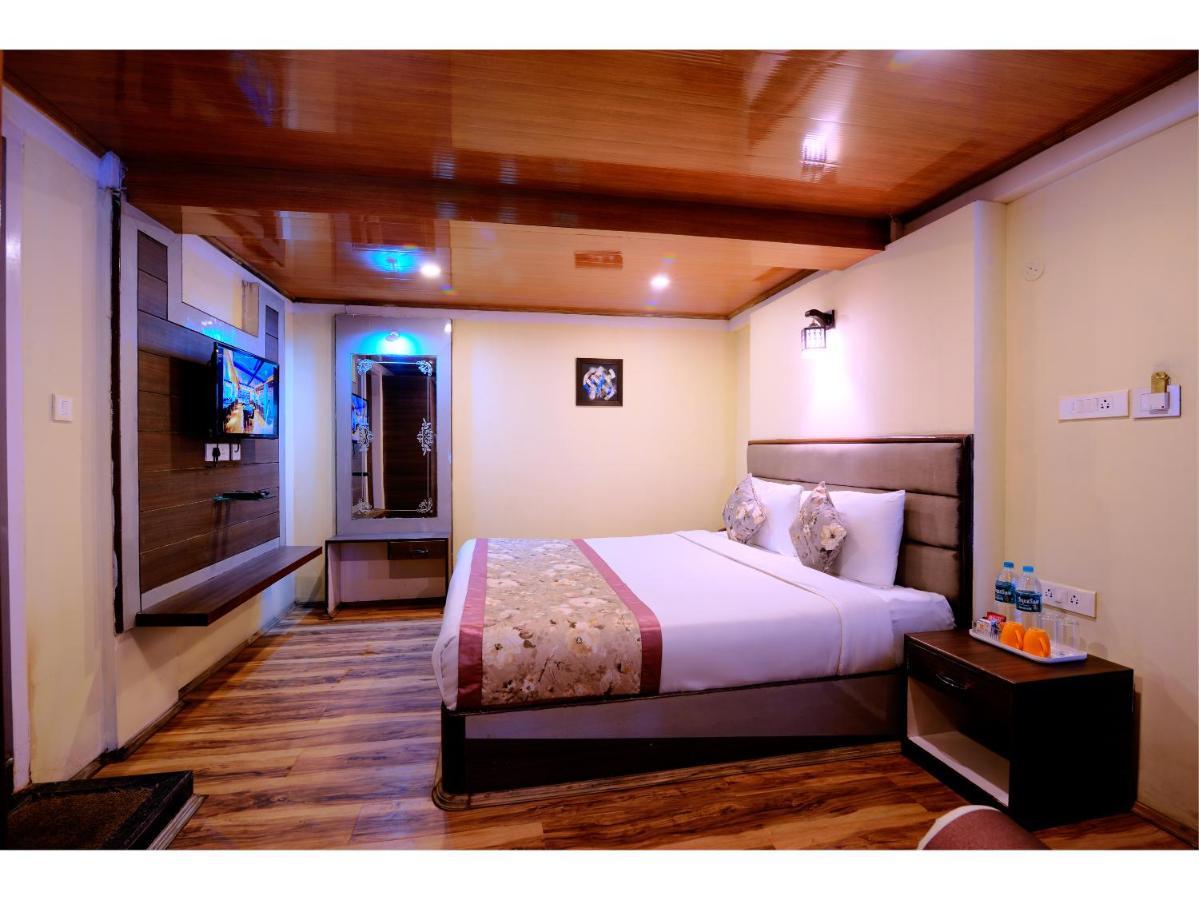 5 Top-Rated Central Hotels In Pelling Worth Booking