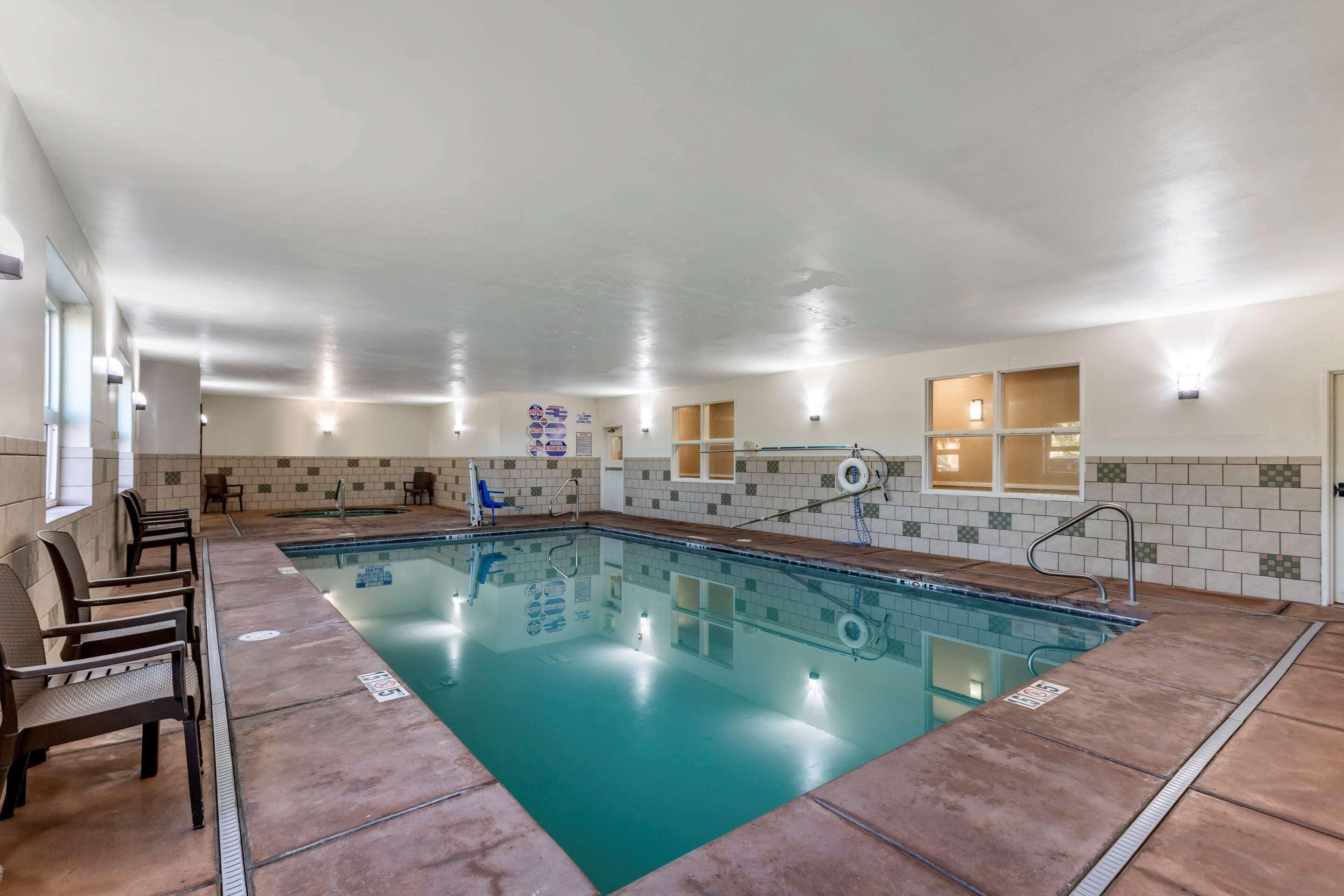 4 Budget Hotels Near Washington City Baseball and Soccer Field
