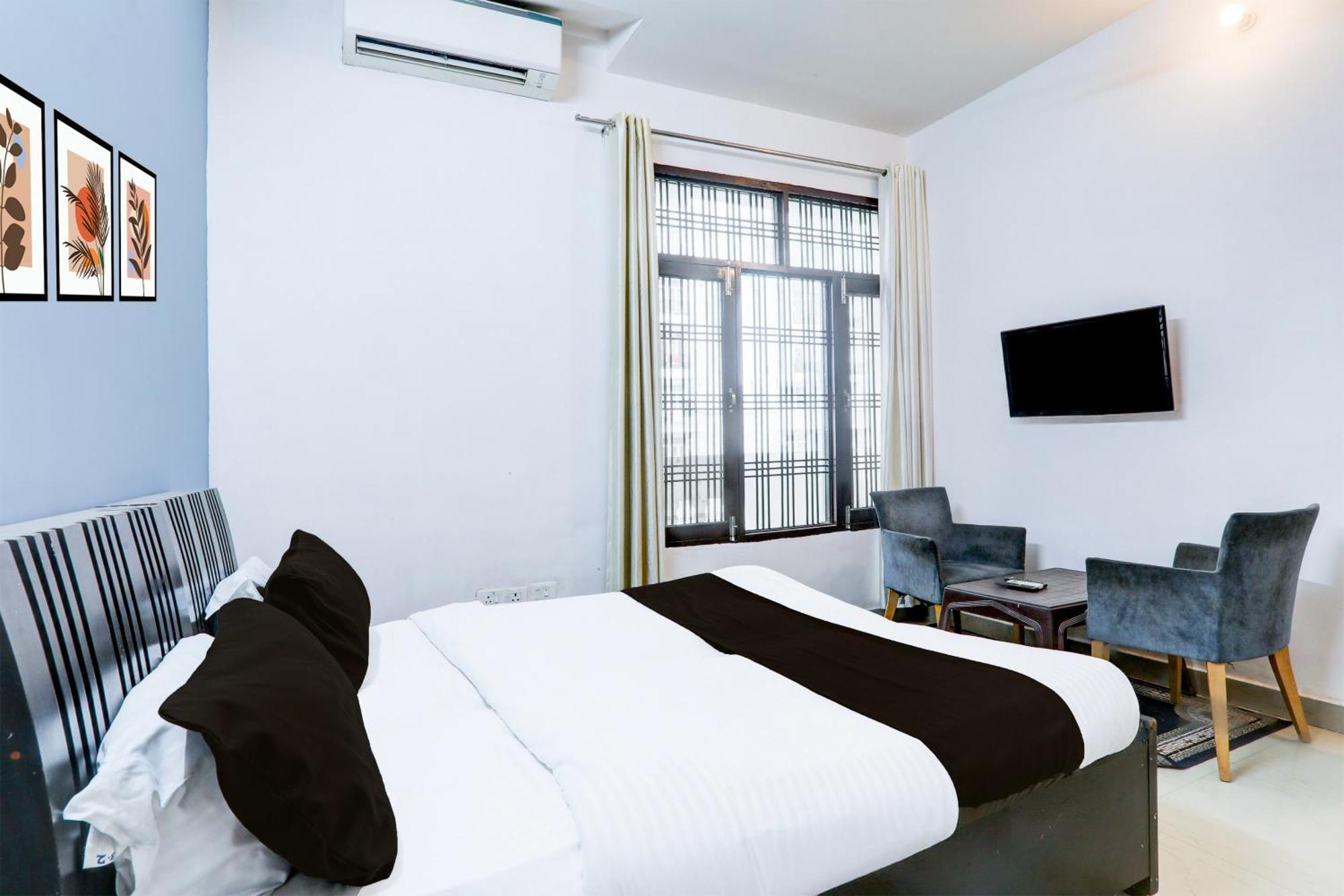 Where to Stay Near Singapore Mall: 5 OYO Hotels in Lucknow