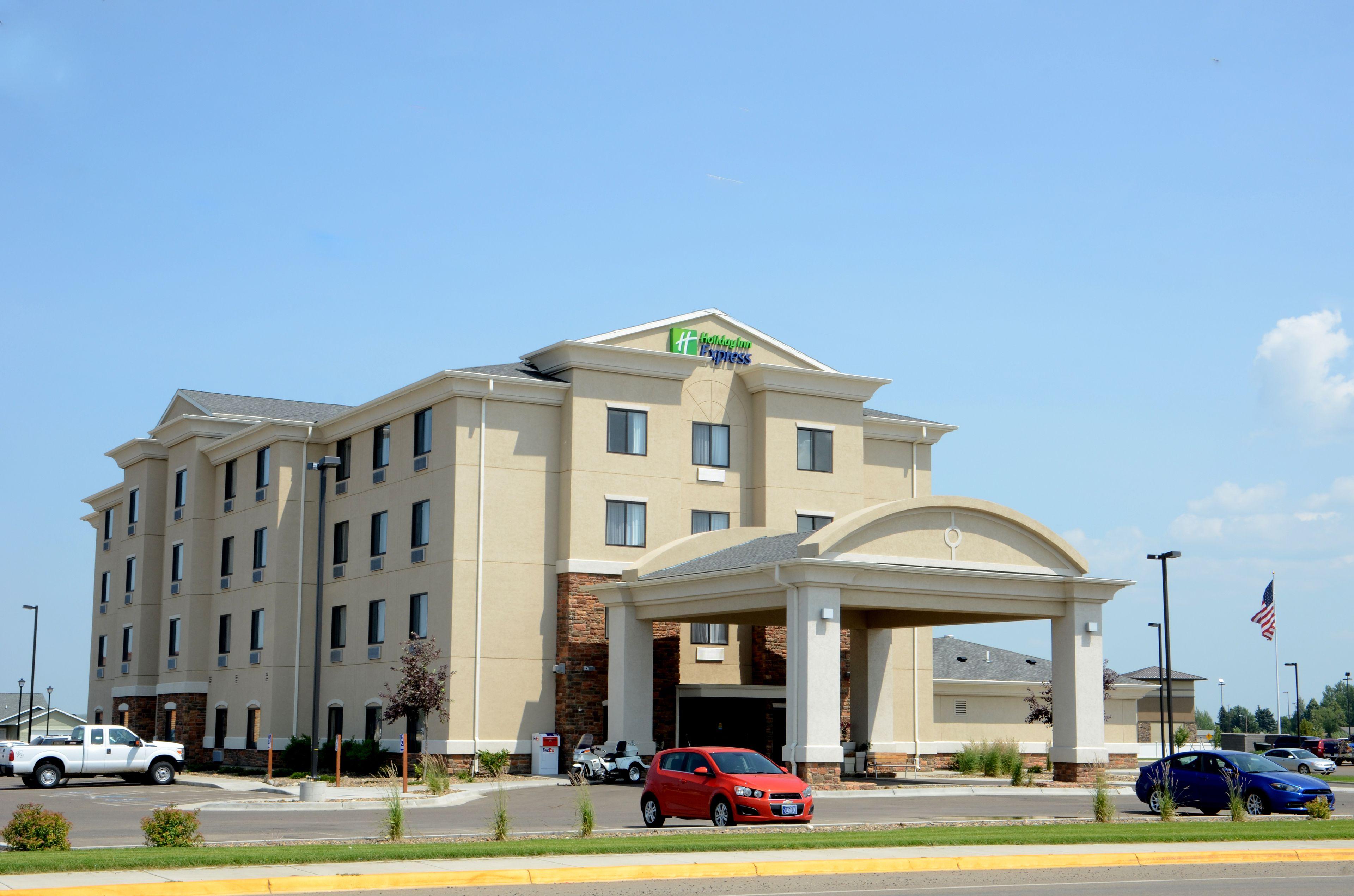 5 Family-Friendly Hotels in Montana Worth Booking Now